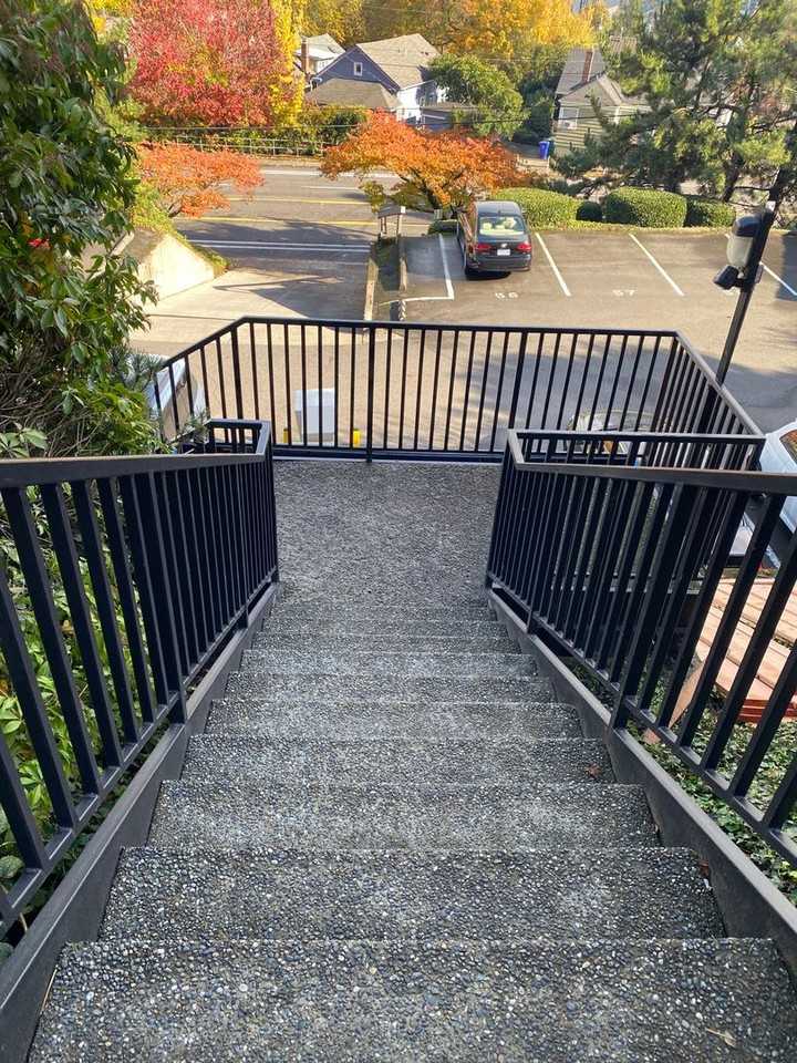 3515 Sw Barbur Blvd #R1 - Photo 5 of 24