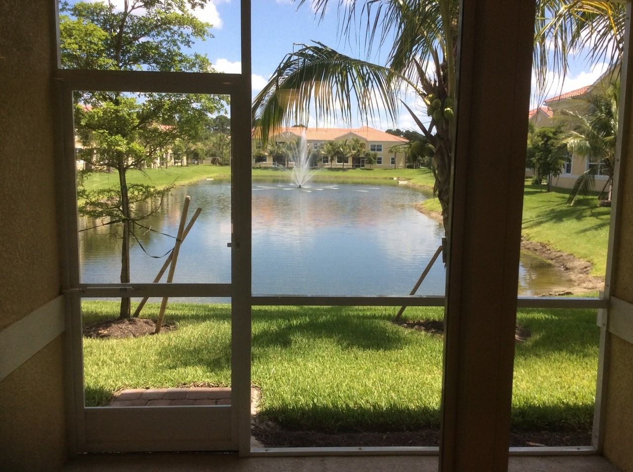 205 Navigation Cir - Photo 3 of 22