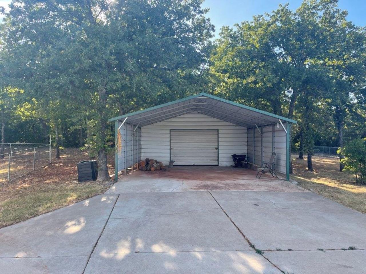 17401 Se 134th St - Photo 2 of 18