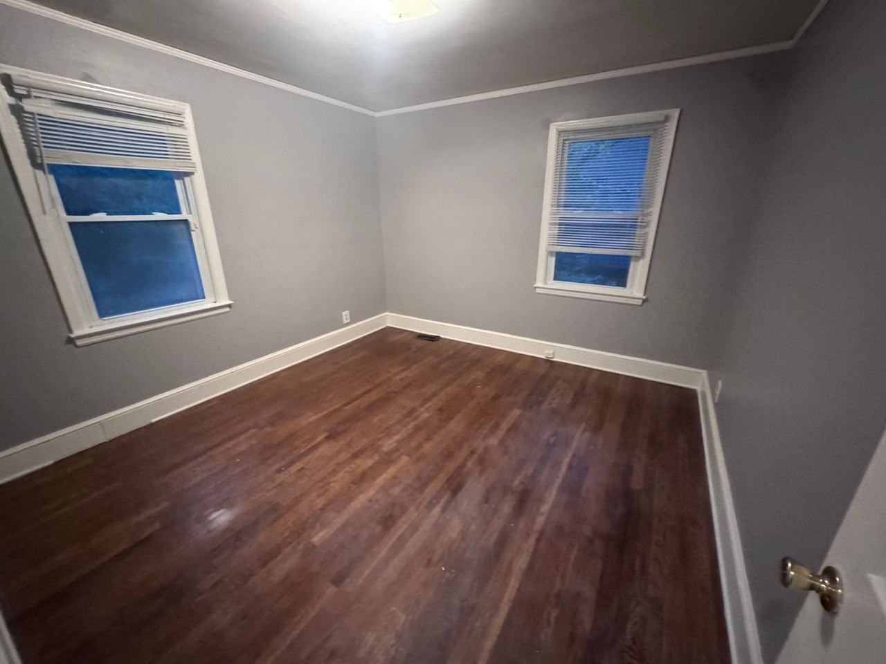 533 Ambassador St - Photo 6 of 11