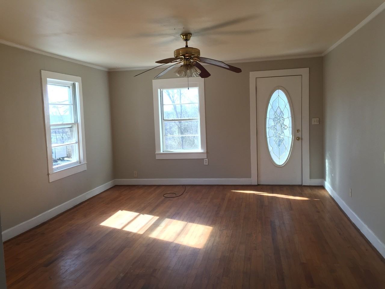 401 Williamson Ave - Photo 4 of 15