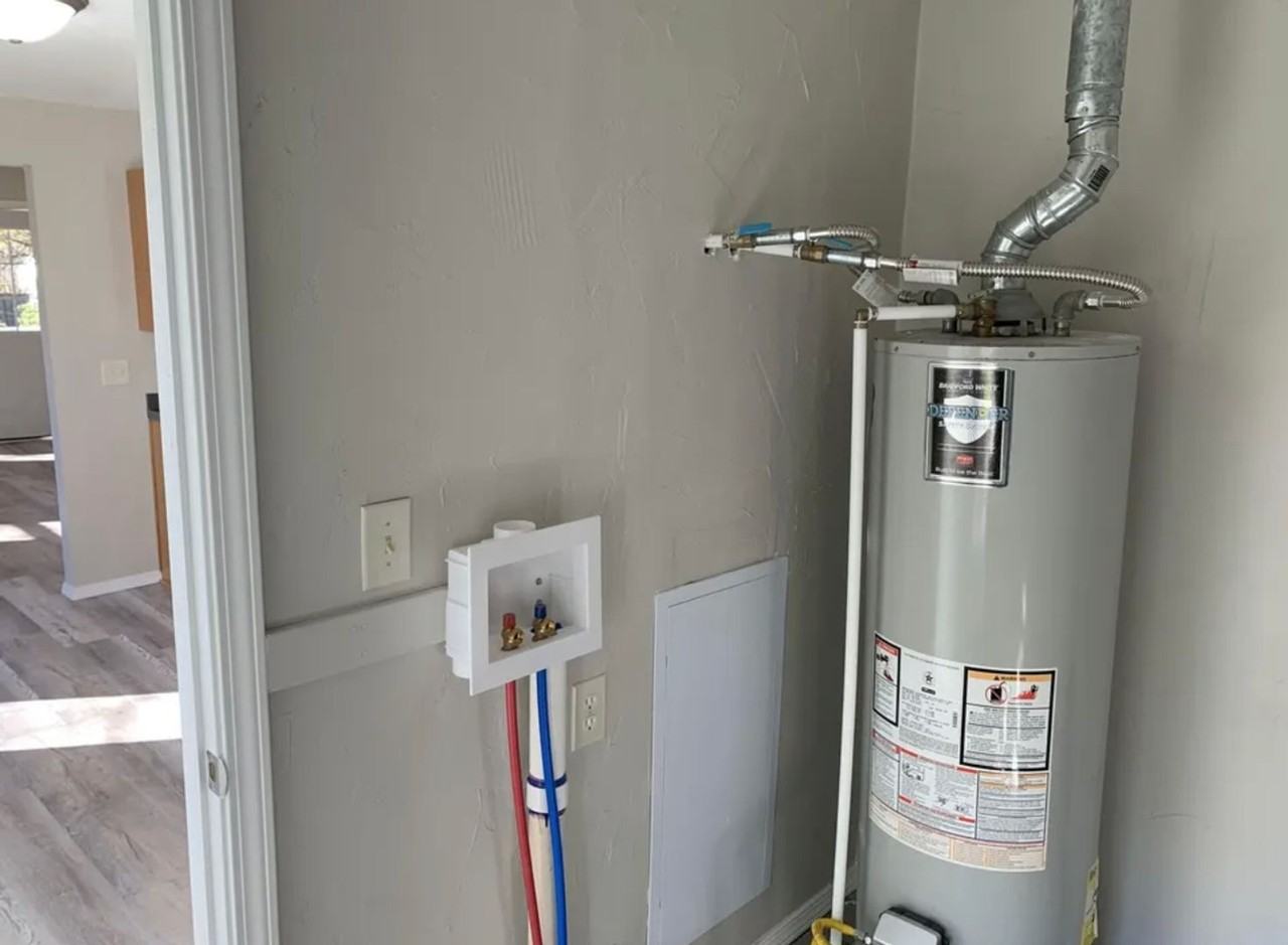 2046 N Campbell Ave - Photo 5 of 15