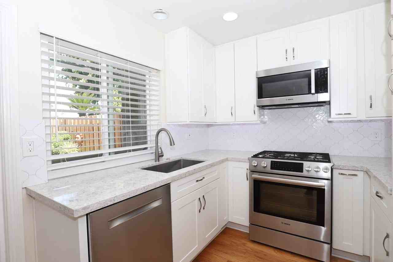 1671 Tustin Ave #C2 - Photo 5 of 19