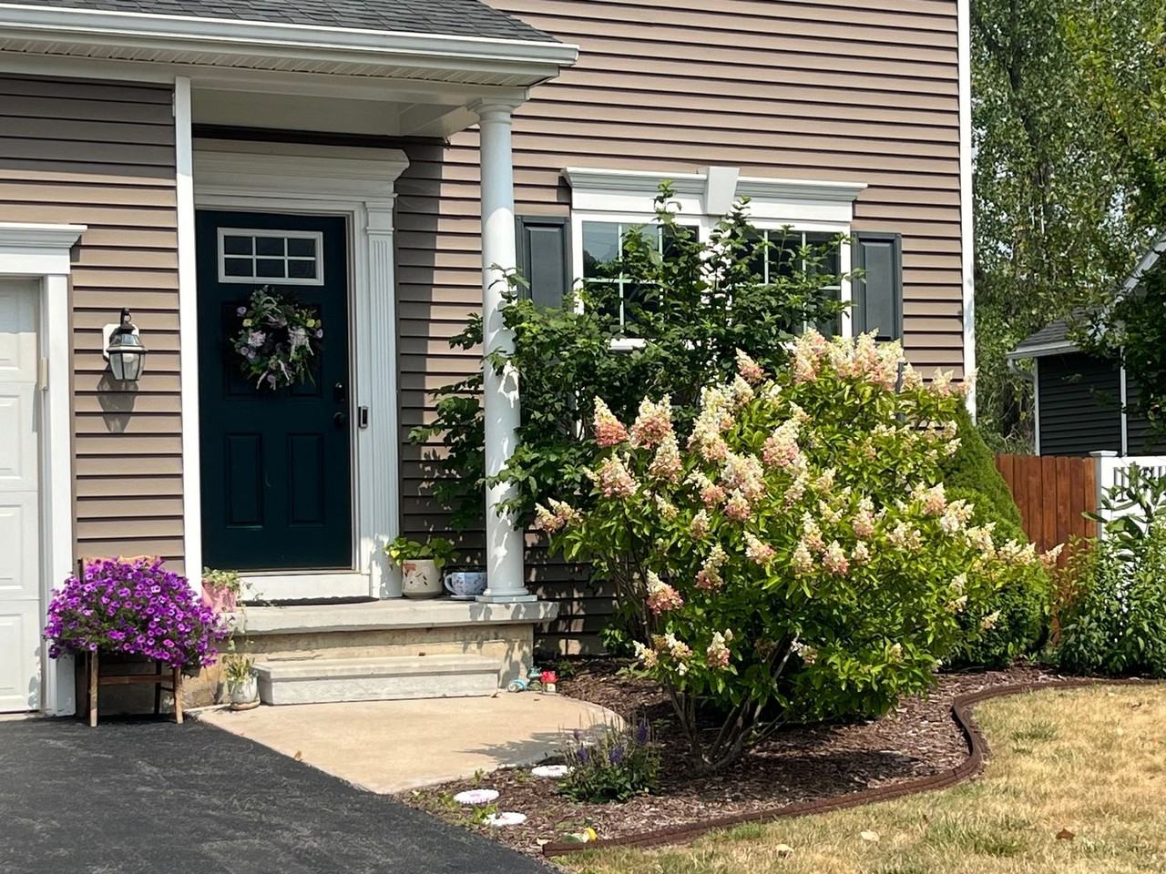 108 Afternoon Dr - Photo 3 of 34