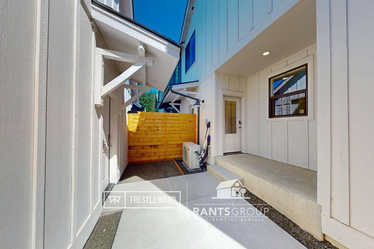 113 Veranda Ln SE - Photo 6 of 25