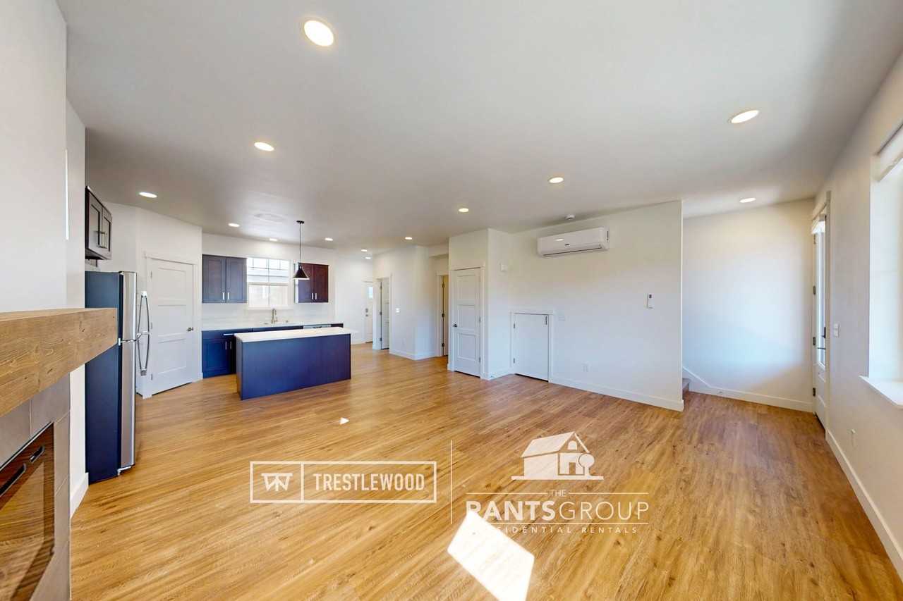 113 Veranda Ln SE - Photo 7 of 25