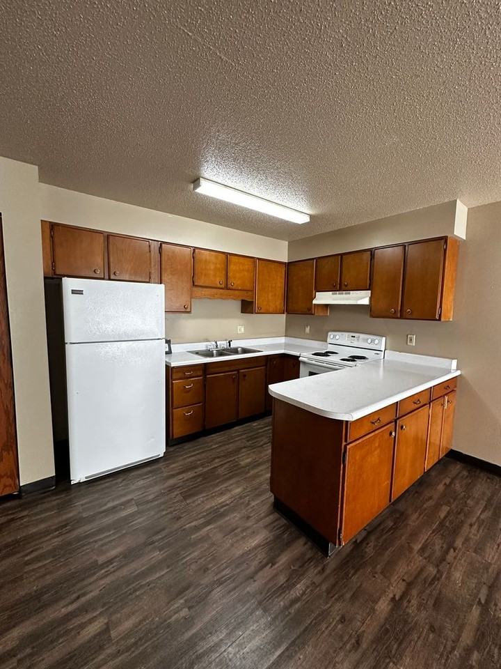 EI521A - Photo 4 of 18