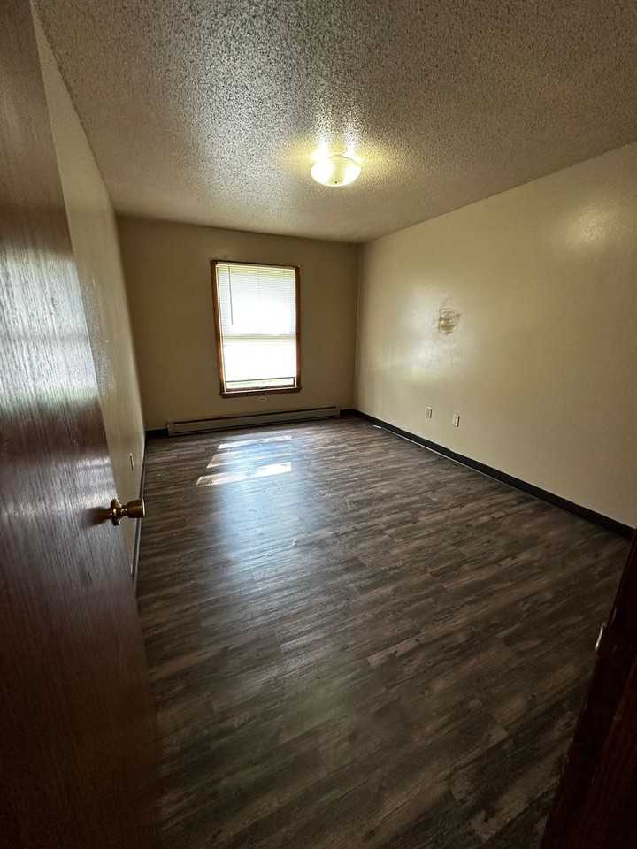 EI521A - Photo 7 of 18