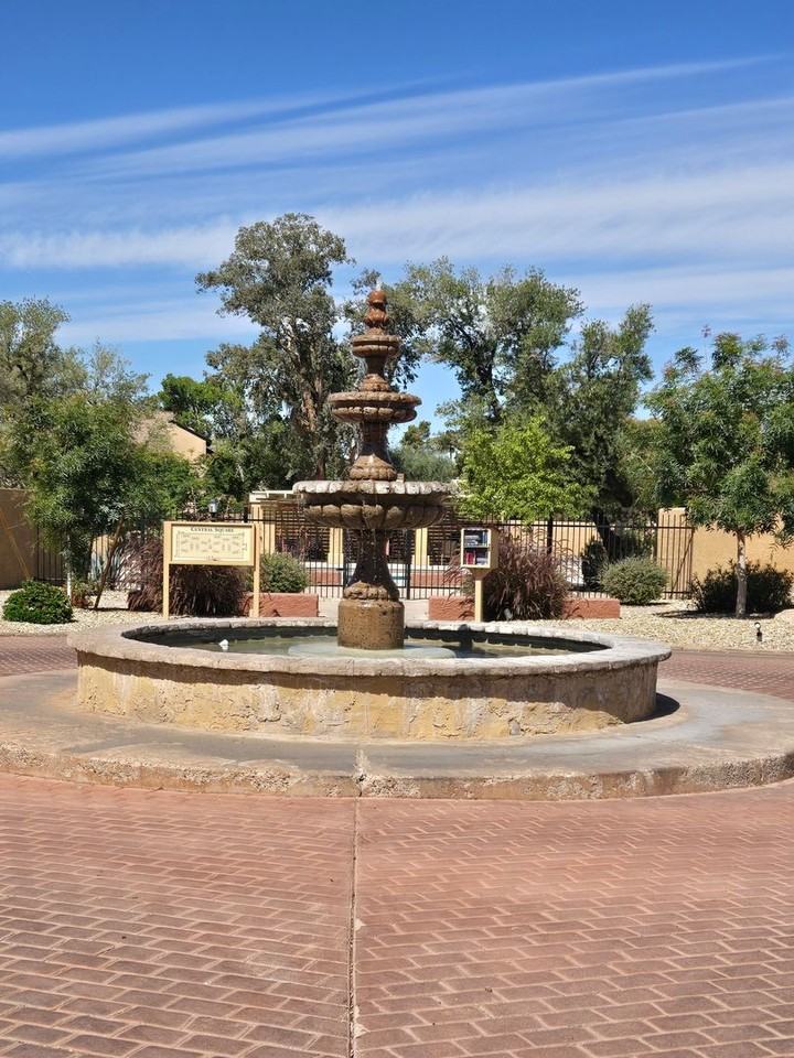 8422 North Central Avenue - Photo 3 of 50