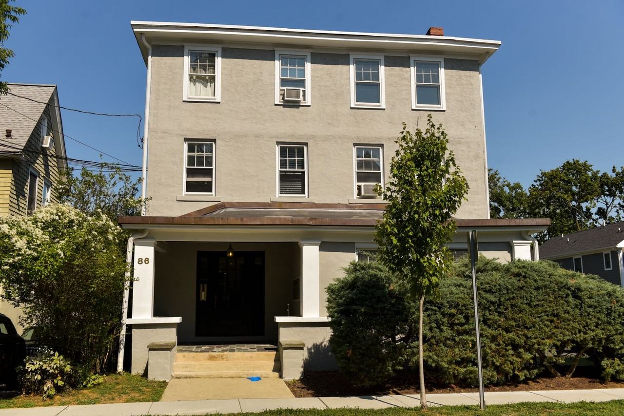 86 Spruce Street, Princeton - Photo 2 of 19
