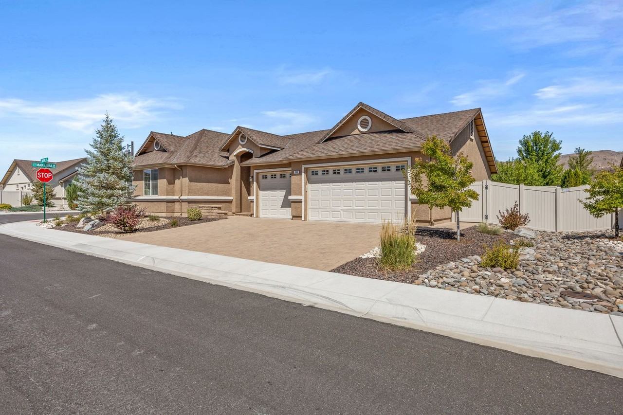 9600 Abigail Way - Photo 2 of 41