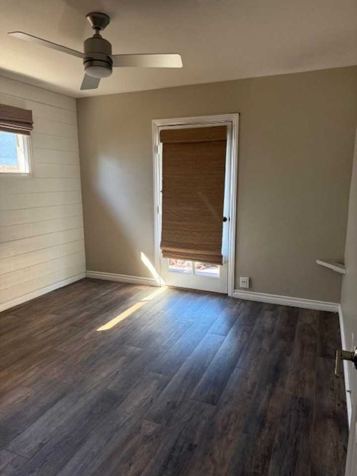 5596 Gala Ave - Photo 3 of 16