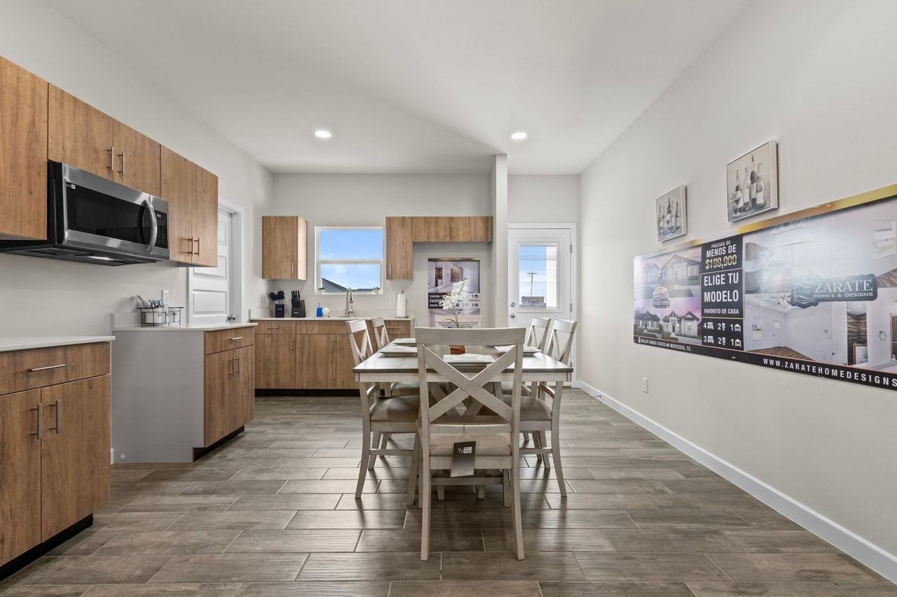 1811 Unity Dr - Photo 5 of 22