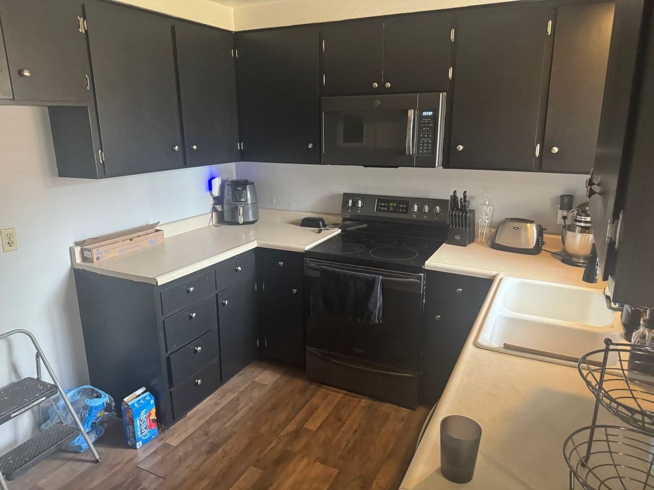 673 Main St - Photo 2 of 4