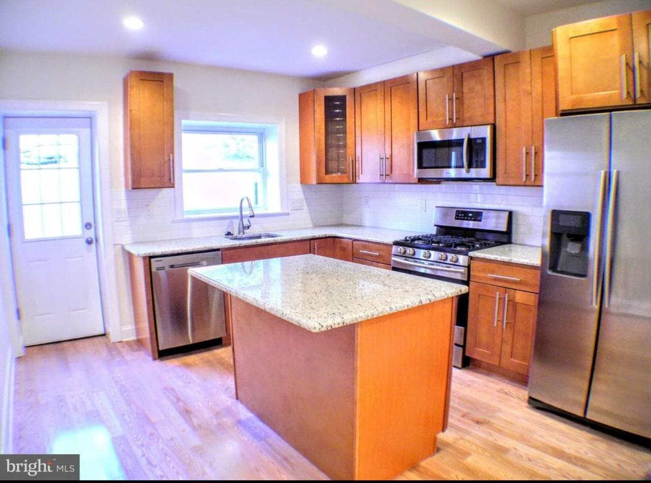 546 Manton St - Photo 2 of 9