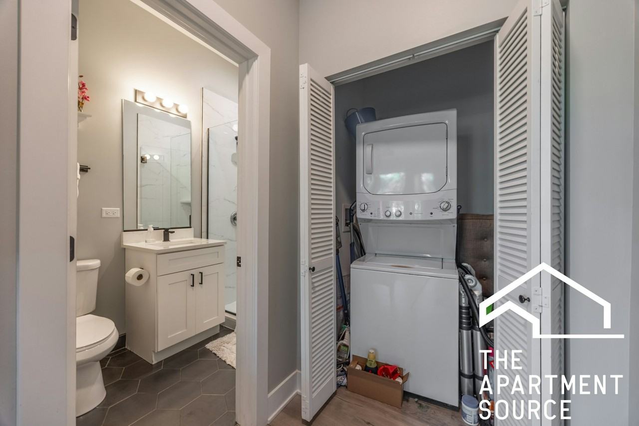 3611 North Greenview Avenue, Unit 3F - Photo 3 of 13