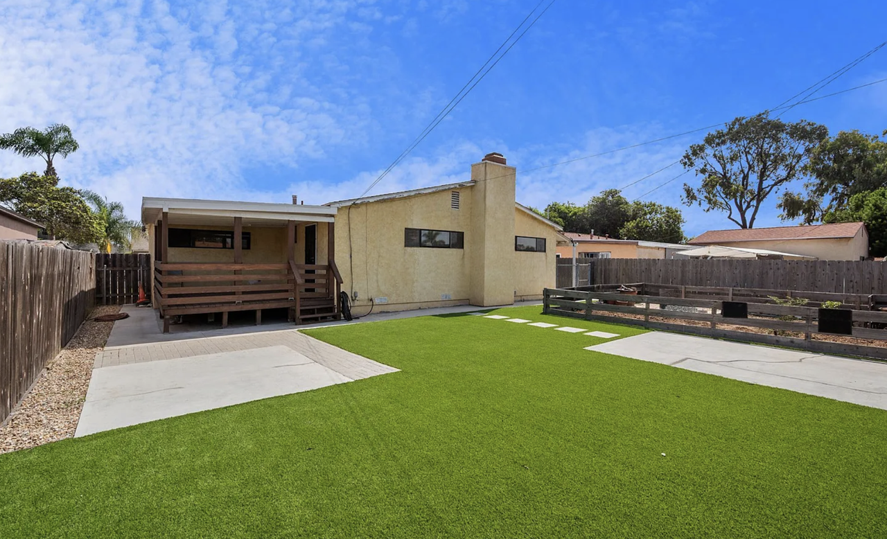 690 Woodlawn Avenue - Photo 2 of 10