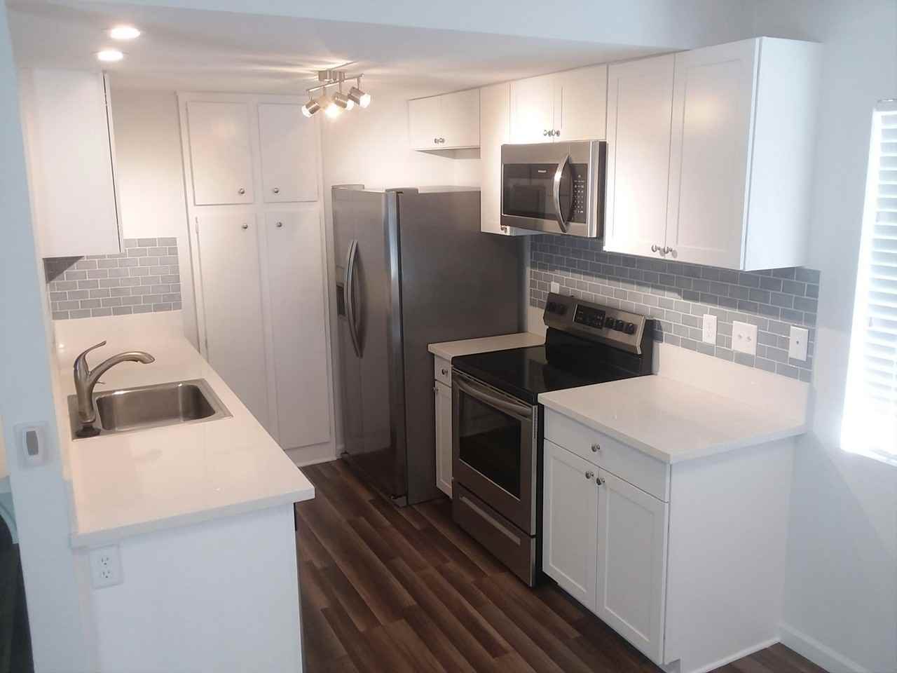 4243 Arcata Bay Way - Photo 3 of 31