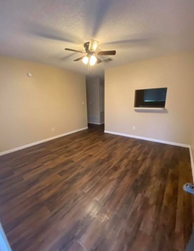 139 Elm Street - Photo 6 of 15