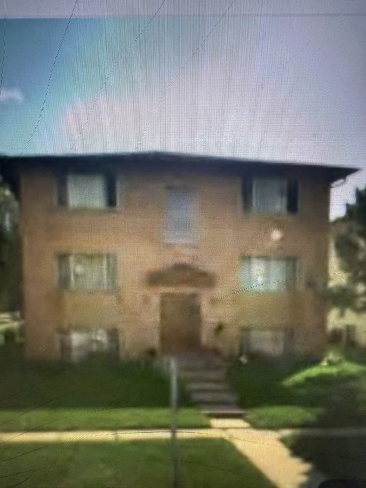 480 West Pullman Avenue - Photo 7 of 8