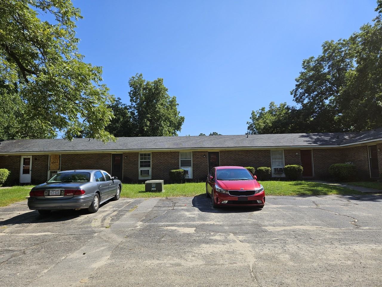 6445-6459 Starbrook Drive - Photo 2 of 11