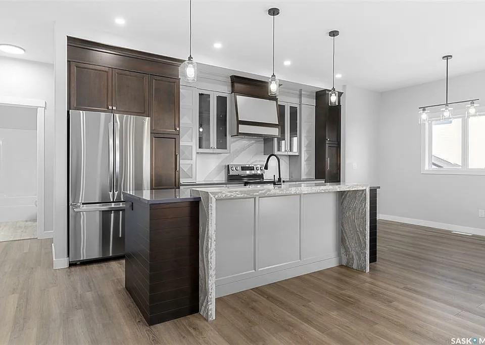 580 Kalra St #580 - Photo 2 of 10