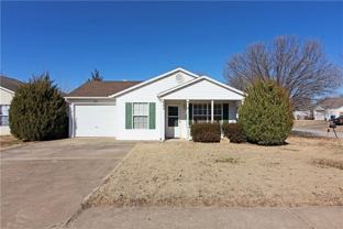 2515 Parkcrest Dr - Photo 1 of 1