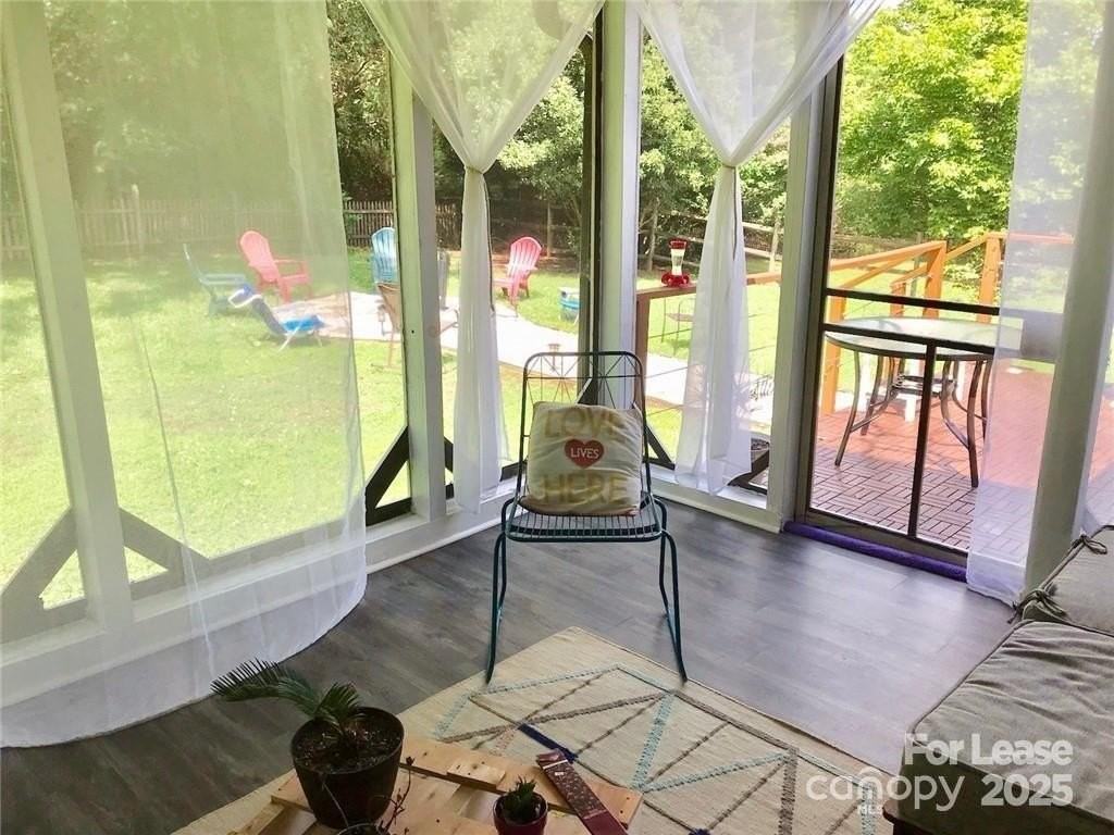 501 Vista Grande Cir - Photo 5 of 21