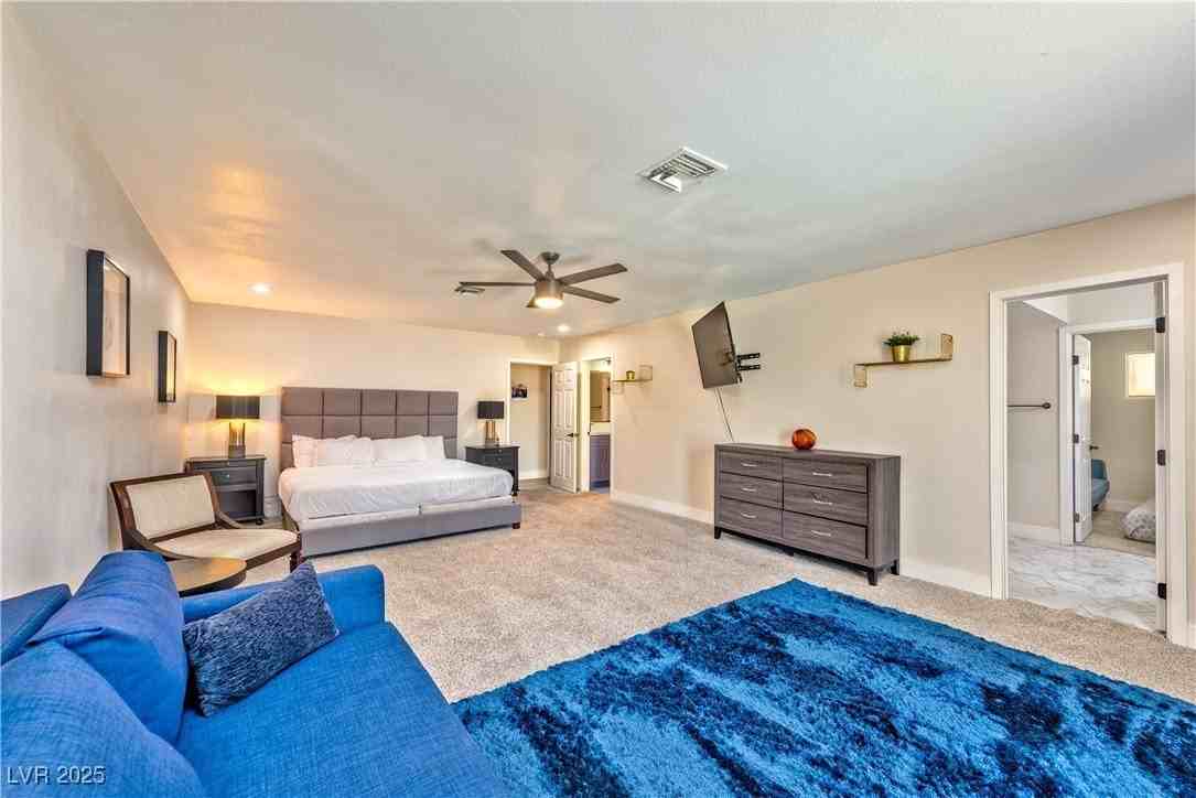 3784 Pama Ln - Photo 5 of 50