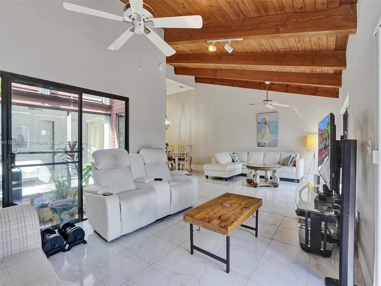 2667 S Parkview Dr #2667 - Photo 5 of 36