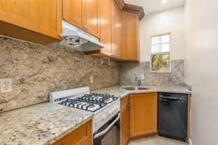 814 Lenox Ave #5 - Photo 1 of 1