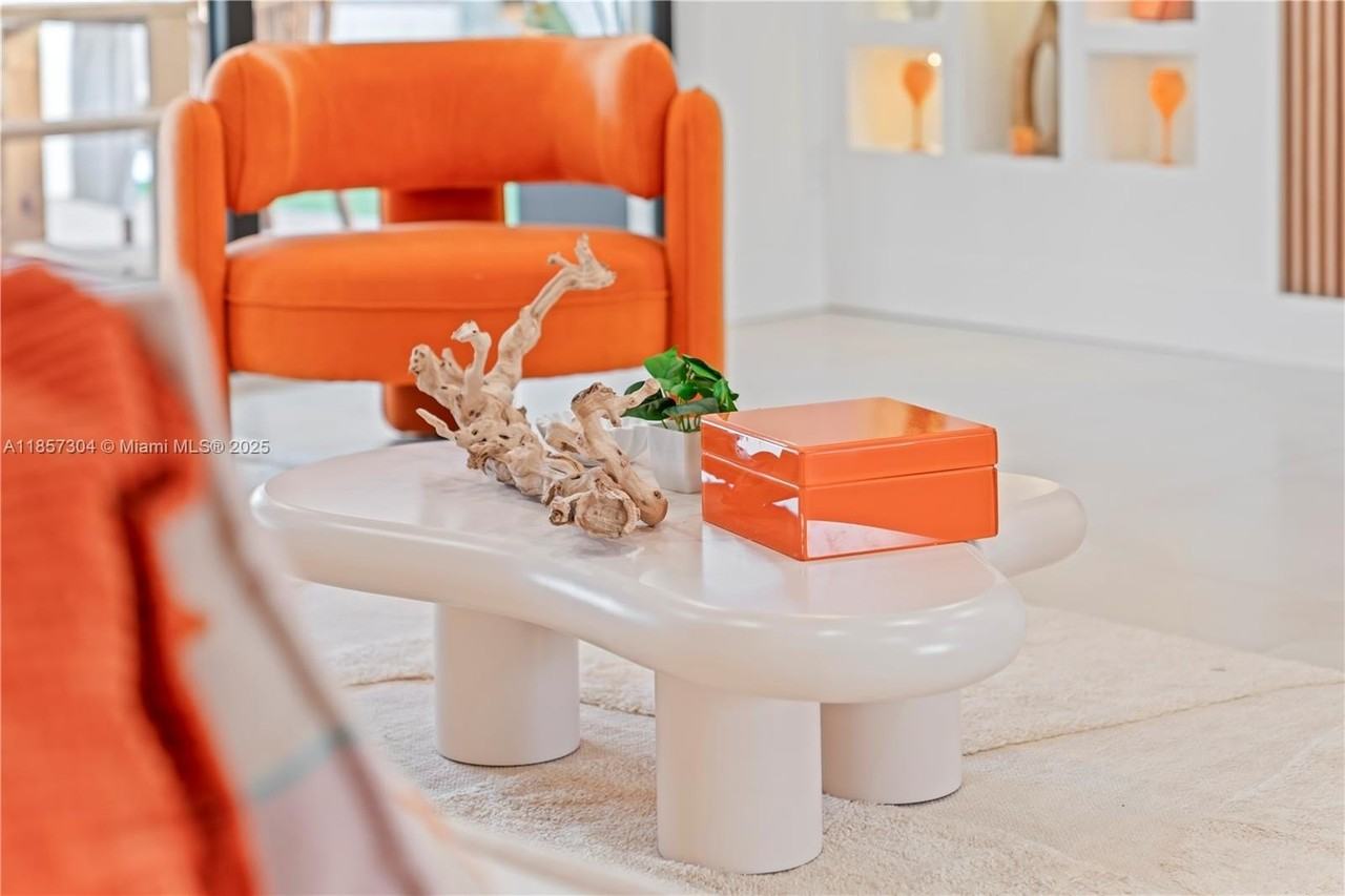 209 N 31st Ave #1 - Photo 7 of 18