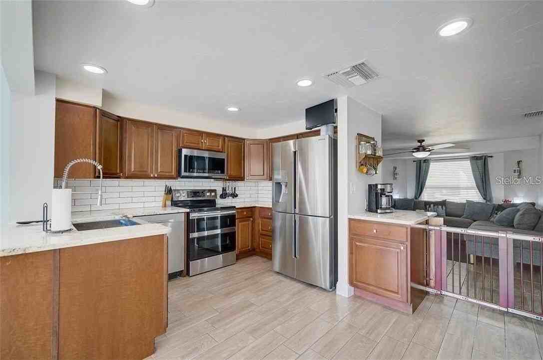 716 Ixora Ave - Photo 4 of 13