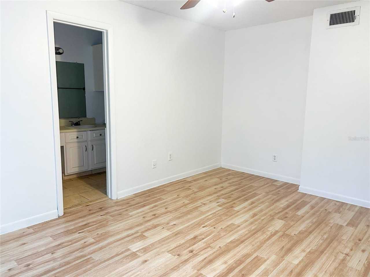 4275 Perkinshire Ln #204 - Photo 6 of 20