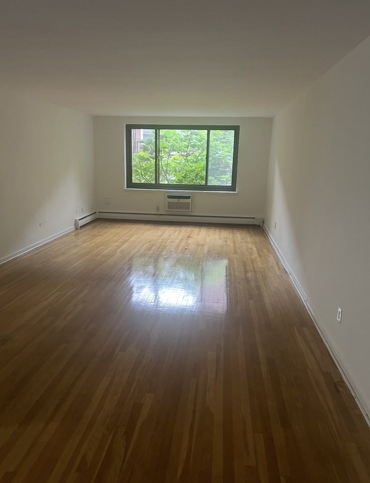 151 Vose Avenue 2nd - Photo 2 of 4