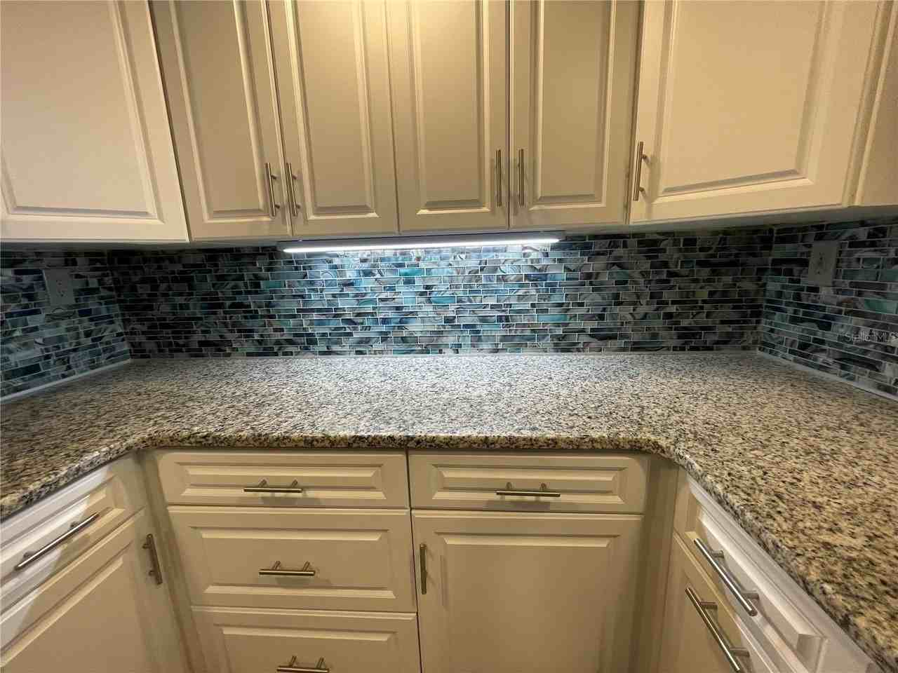 400 Island Way #505 - Photo 6 of 36