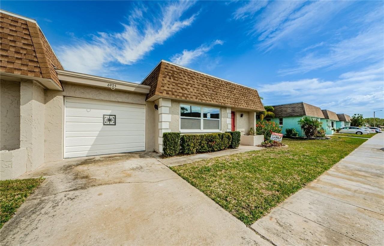 6935 Monte Carlo N - Photo 5 of 24