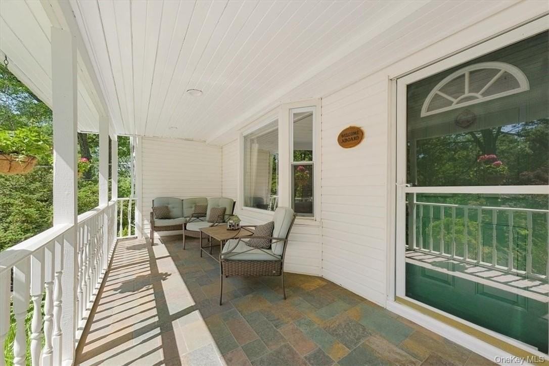 13 Split Rock Rd - Photo 4 of 36