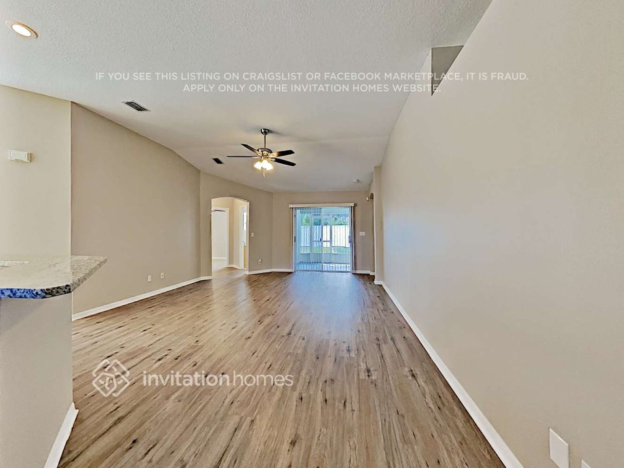 2628 Brookville Dr - Photo 4 of 20
