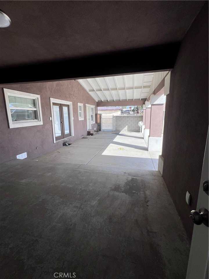 18639 Orange St - Photo 6 of 18