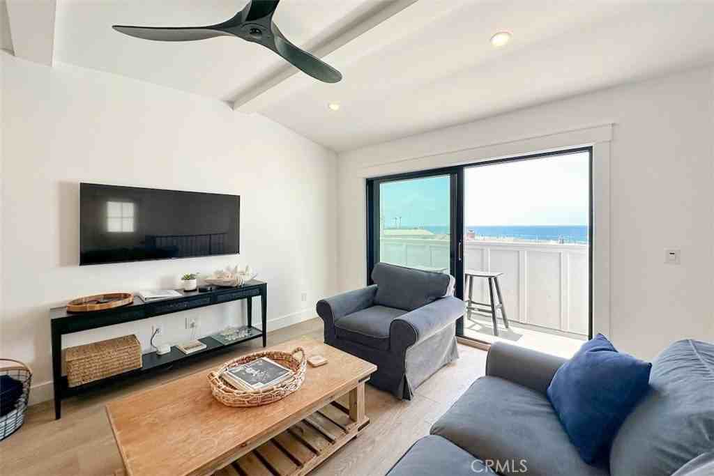 2406 Silverstrand Ave - Photo 7 of 19