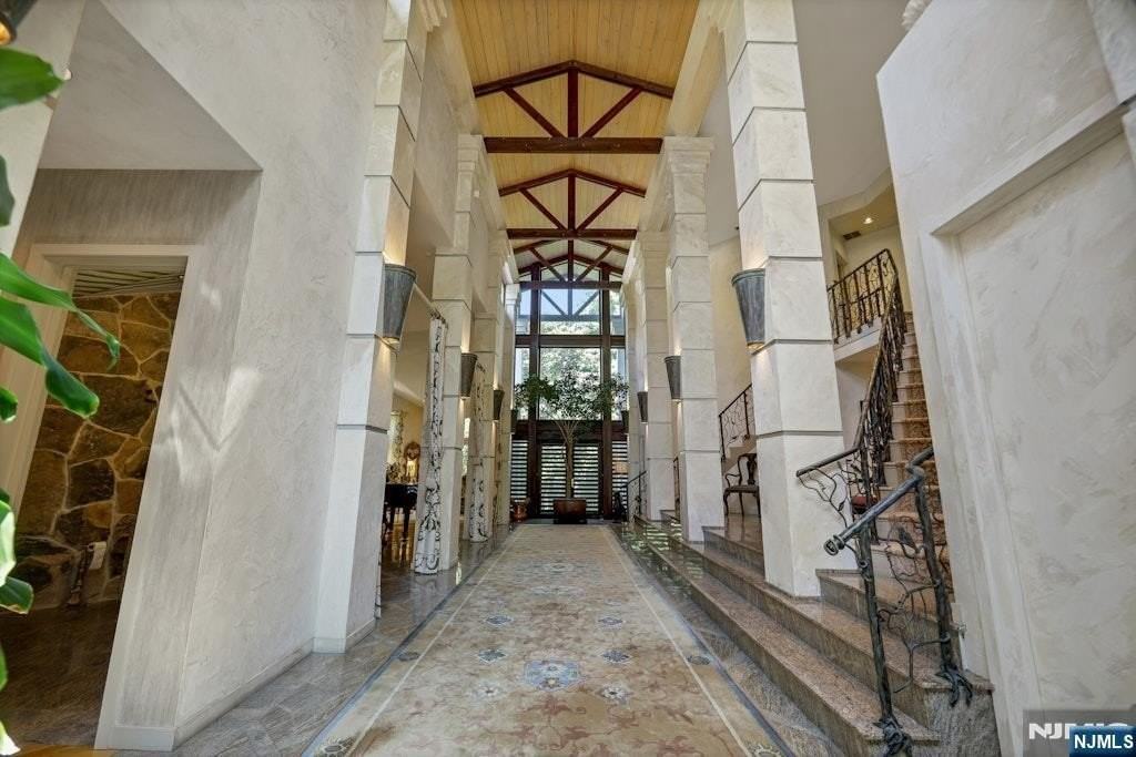 510 Priscilla Ln - Photo 5 of 45