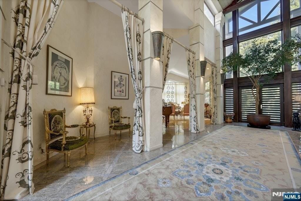 510 Priscilla Ln - Photo 7 of 45