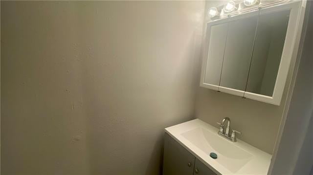 9042 Bunker Hill Rd - Photo 7 of 14