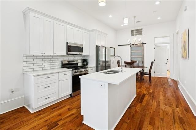 8610 Apricot St - Photo 4 of 11