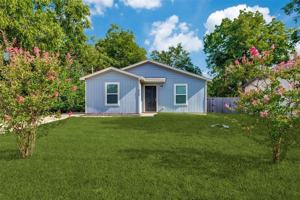 featured image of 206 Royal St