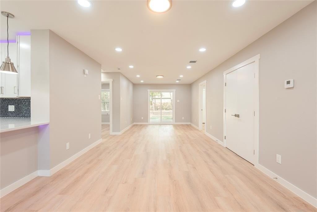 3521 Mission St - Photo 7 of 28