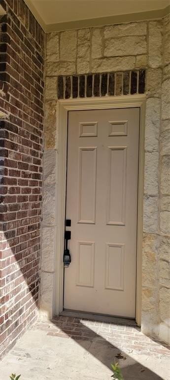 1467 Cattle Baron Ct - Photo 3 of 32