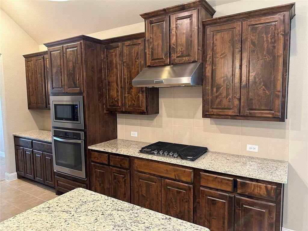 8825 Abbington Pl - Photo 2 of 15