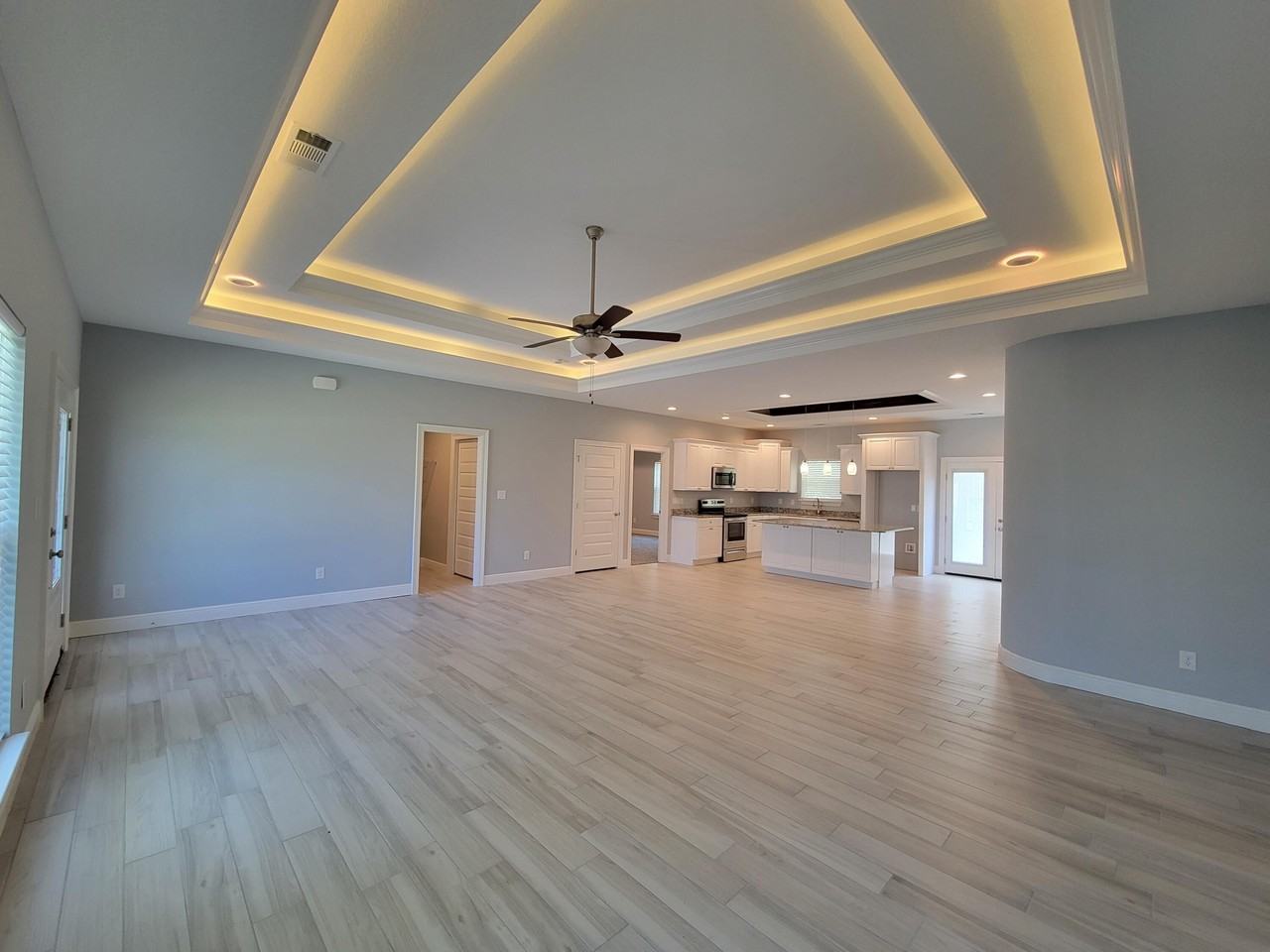 1628 Ponderosa Dr - Photo 3 of 32